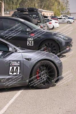 media/Oct-19-2025-Speed Ventures (Sun) [[a6e7fe67be]]/Around the Pits/